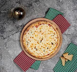 Margherita Pizza (25 cm)  | 250,00